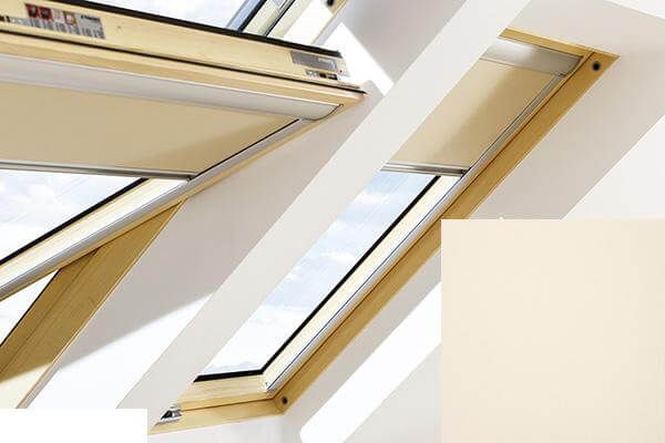 Fakro - ARF II 053 - Manual Blackout Blind - Cream Fakro - ARF II 053 - Manual Blackout Blind - Cream