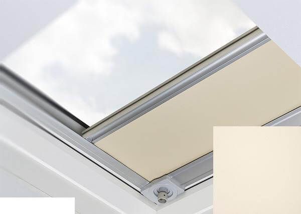 Fakro - ARF/D II 053 - Flat Roof Manual Blackout Blind - Cream Fakro - ARF/D II 053 - Flat Roof Manual Blackout Blind - Cream