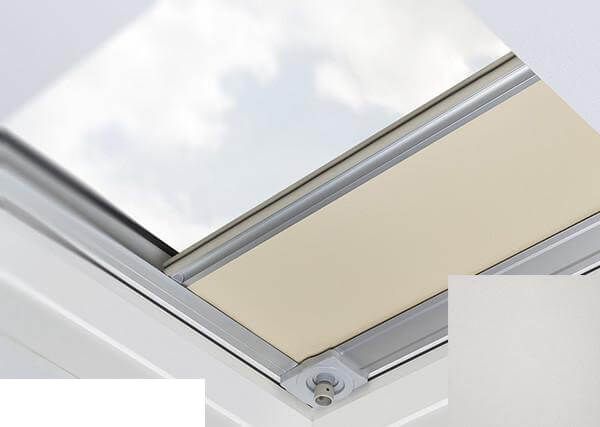 Fakro - ARF/D II 055 - Flat Roof Manual Blackout Blind - Grey Fakro - ARF/D II 055 - Flat Roof Manual Blackout Blind - Grey
