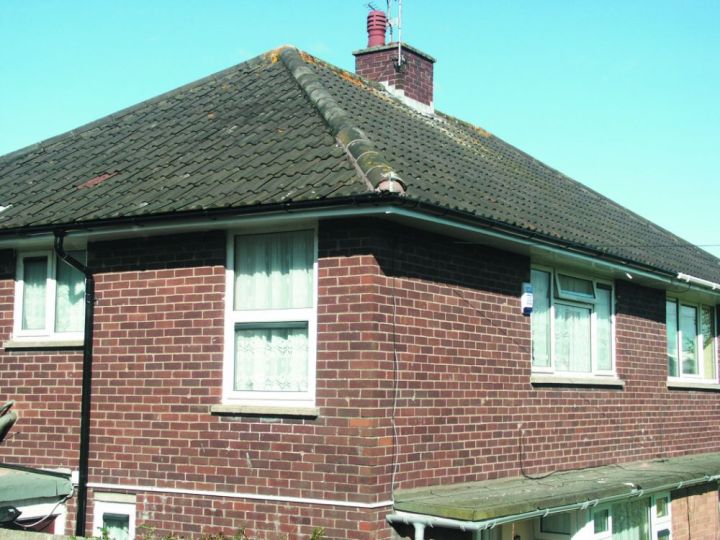 Lindab Steel Guttering - External Welded Gutter Angle