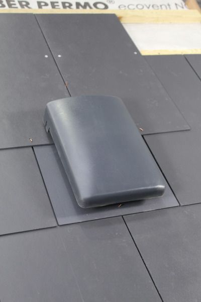 Klober Universal 20k Slate Vent - 20000mm2 - Grey (Box of 10) Klober Universal 20k Slate Vent - 20000mm2 - Grey (Box of 10)