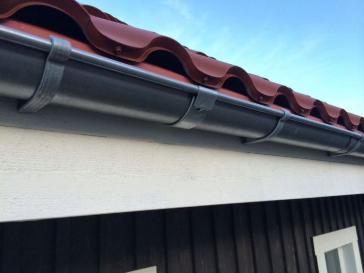 Lindab Steel Guttering - Gutter Joint with Rubber Seal - Magestic Galvanised Lindab Steel Guttering - Gutter Joint with Rubber Seal - Magestic Galvanised