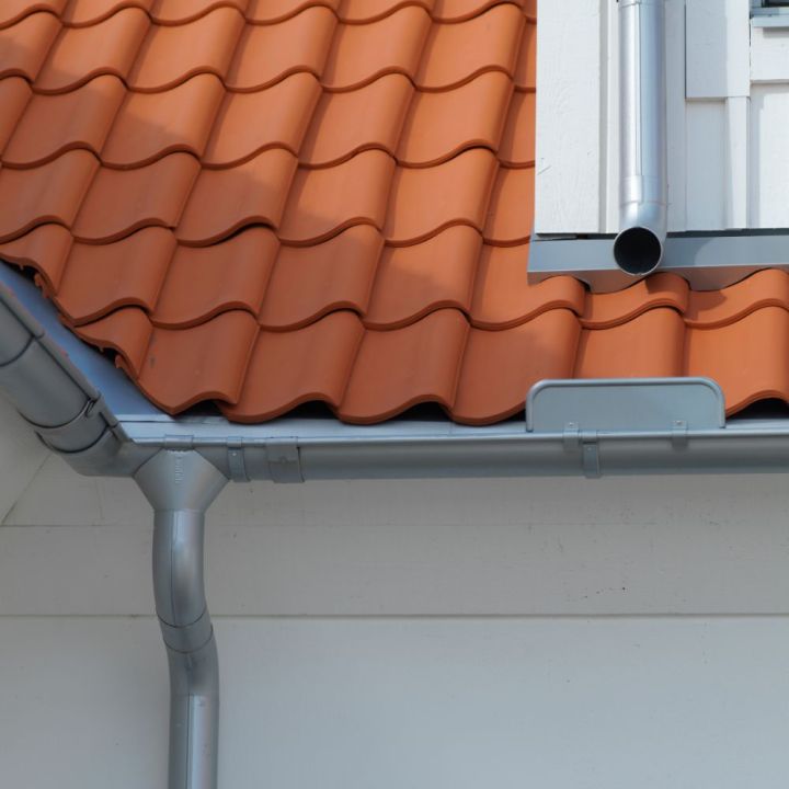 Lindab Steel Guttering - Corner Overflow Protector Lindab Steel Guttering - Corner Overflow Protector
