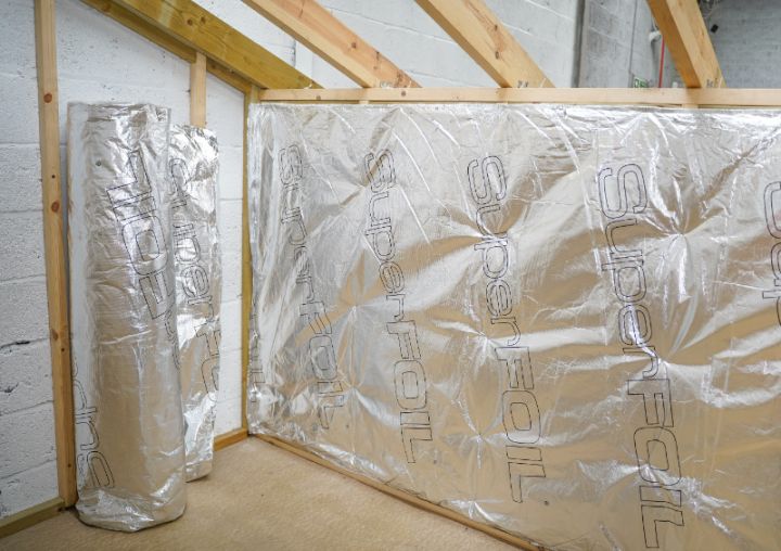 SuperFOIL SF40 Multi-layer Foil Insulation - 65mm x 1500mm x 10m SuperFOIL SF40 Multi-layer Foil Insulation - 65mm x 1500mm x 10m