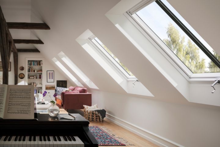 VELUX GCL Heritage Top Hung Conservation Roof Window VELUX GCL Heritage Top Hung Conservation Roof Window