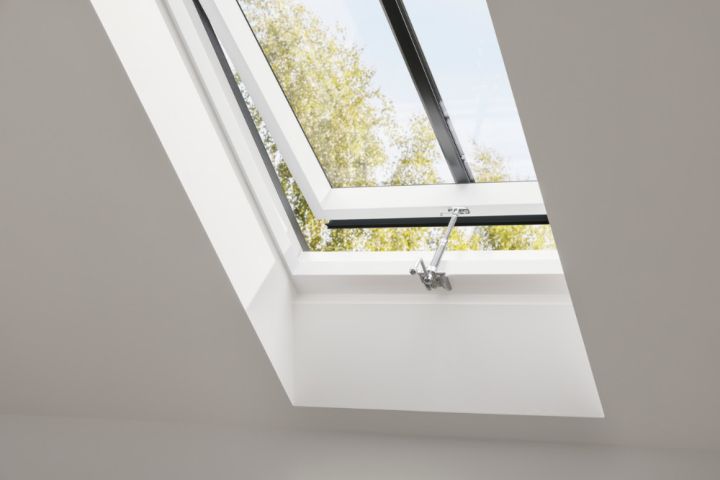 VELUX GCL Heritage Top Hung Conservation Roof Window VELUX GCL Heritage Top Hung Conservation Roof Window