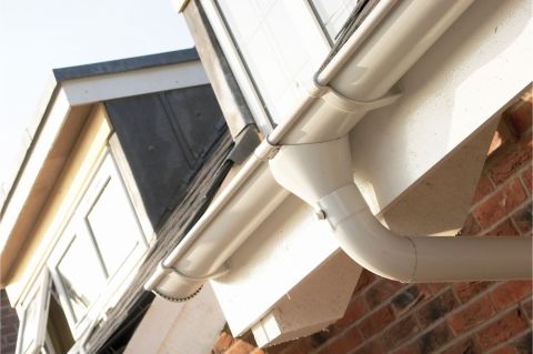 Lindab Steel Guttering - 210mm Flexi-Fit Rafter Bracket